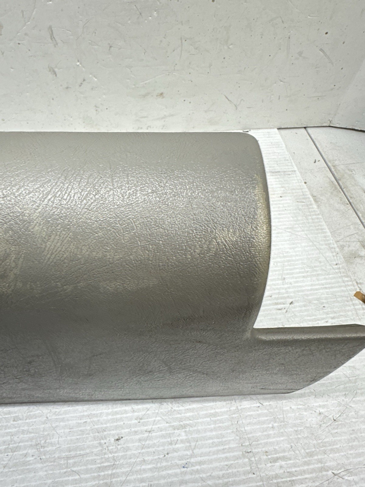 95-99 TRUCK OBS Silverado Tahoe Sierra Suburban Yukon Glove Box Storage Grey S2