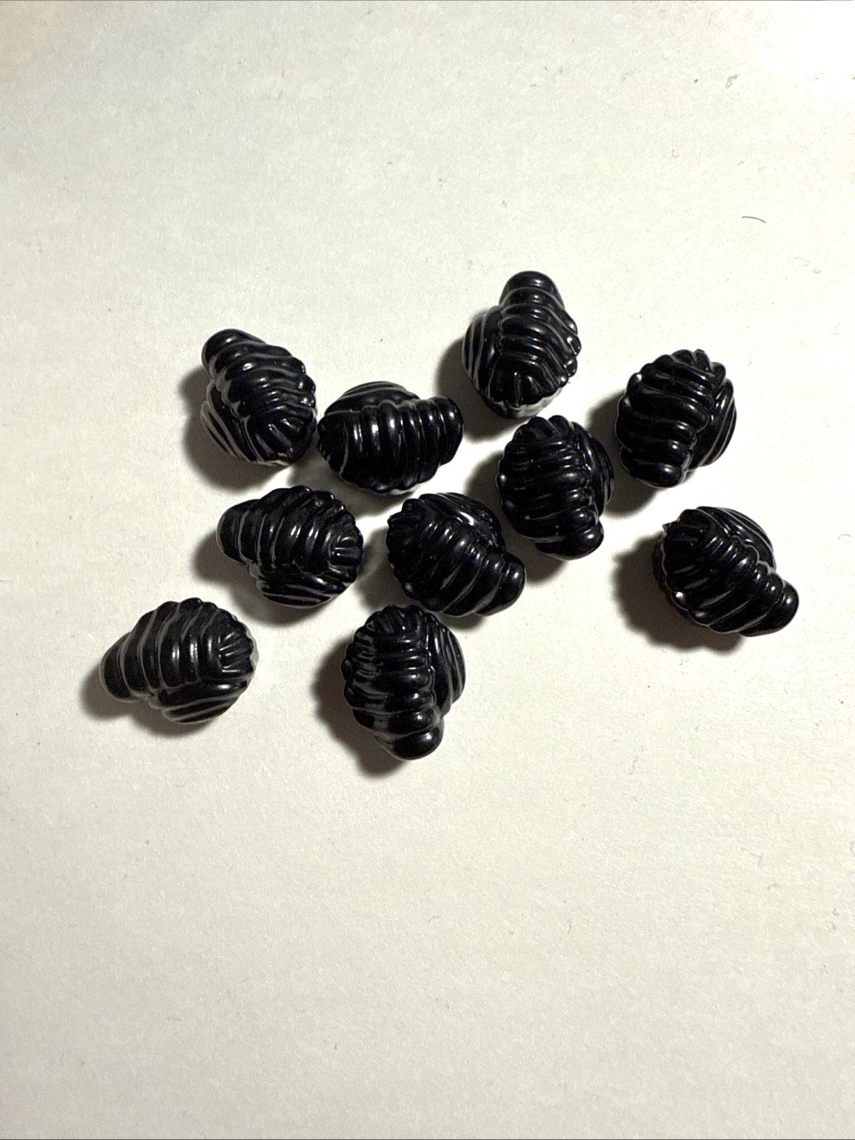 LEGO Robin Minifigure Black Wavy Compatible Hair Piece (43751) - Batcave 7783