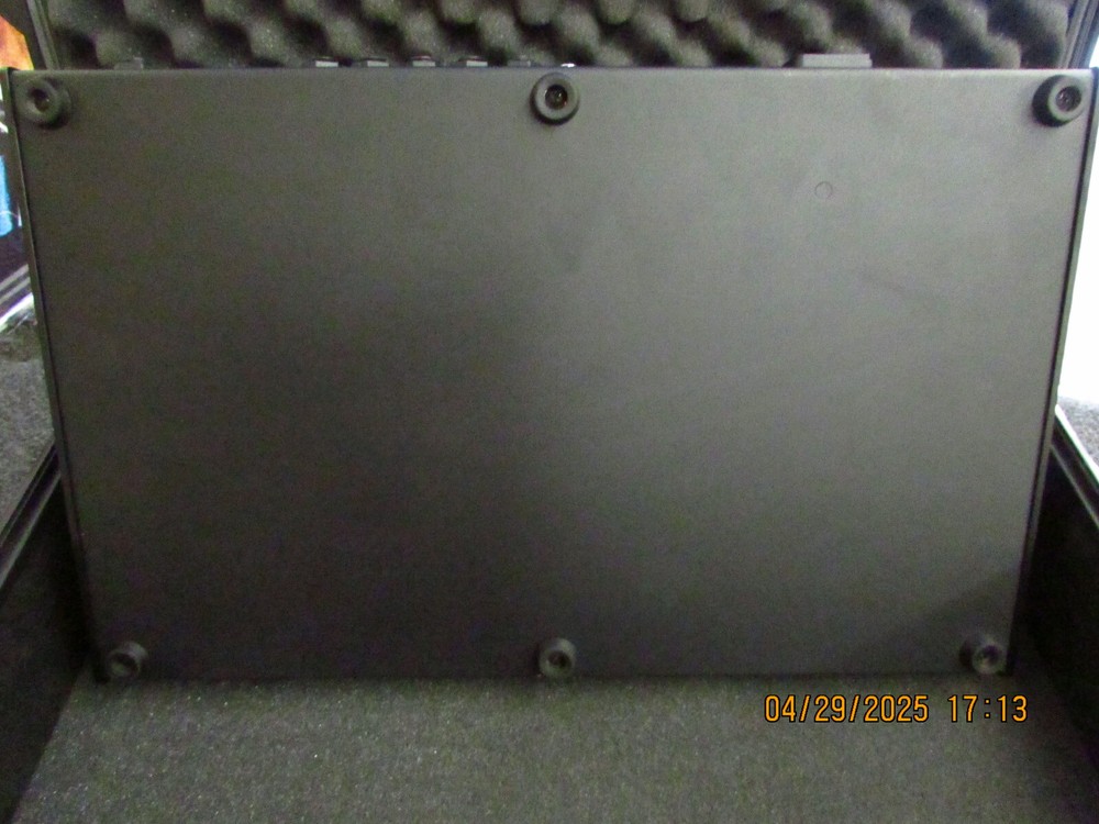 Fractal Audio Systems AX8 Amp Modeler/Multi-FX Processor - Black