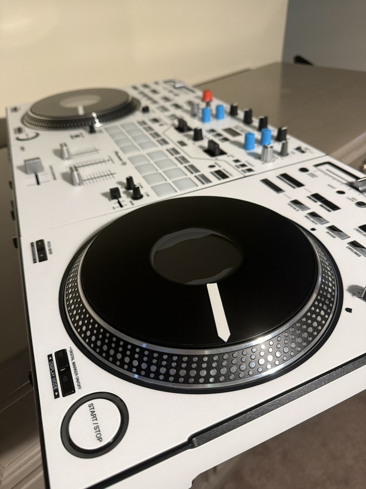 Pioneer DJ DDJ-REV7 Double Deck Controller