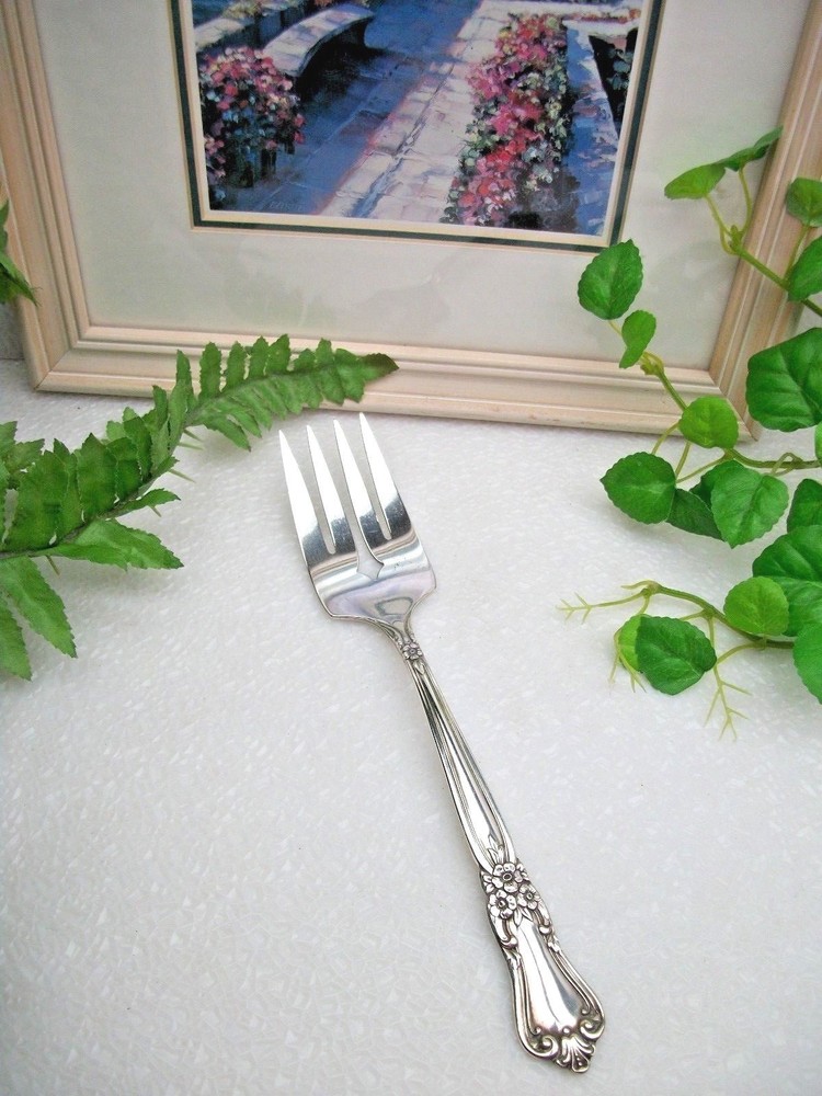 Oneida Wm. A. Rogers   VALLEY ROSE   Silverplate  Cold Meat Serving Fork   1956