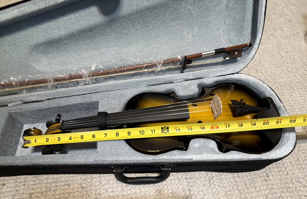 Solid Wood Violin Designed for Beginners Model HV-02 Sz 4/4, Bow & Case UNTESTED