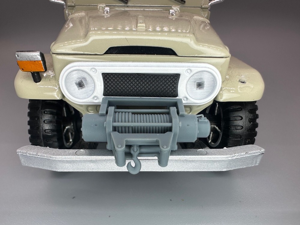 1/24 Scale 4x4 Overlanding Winch