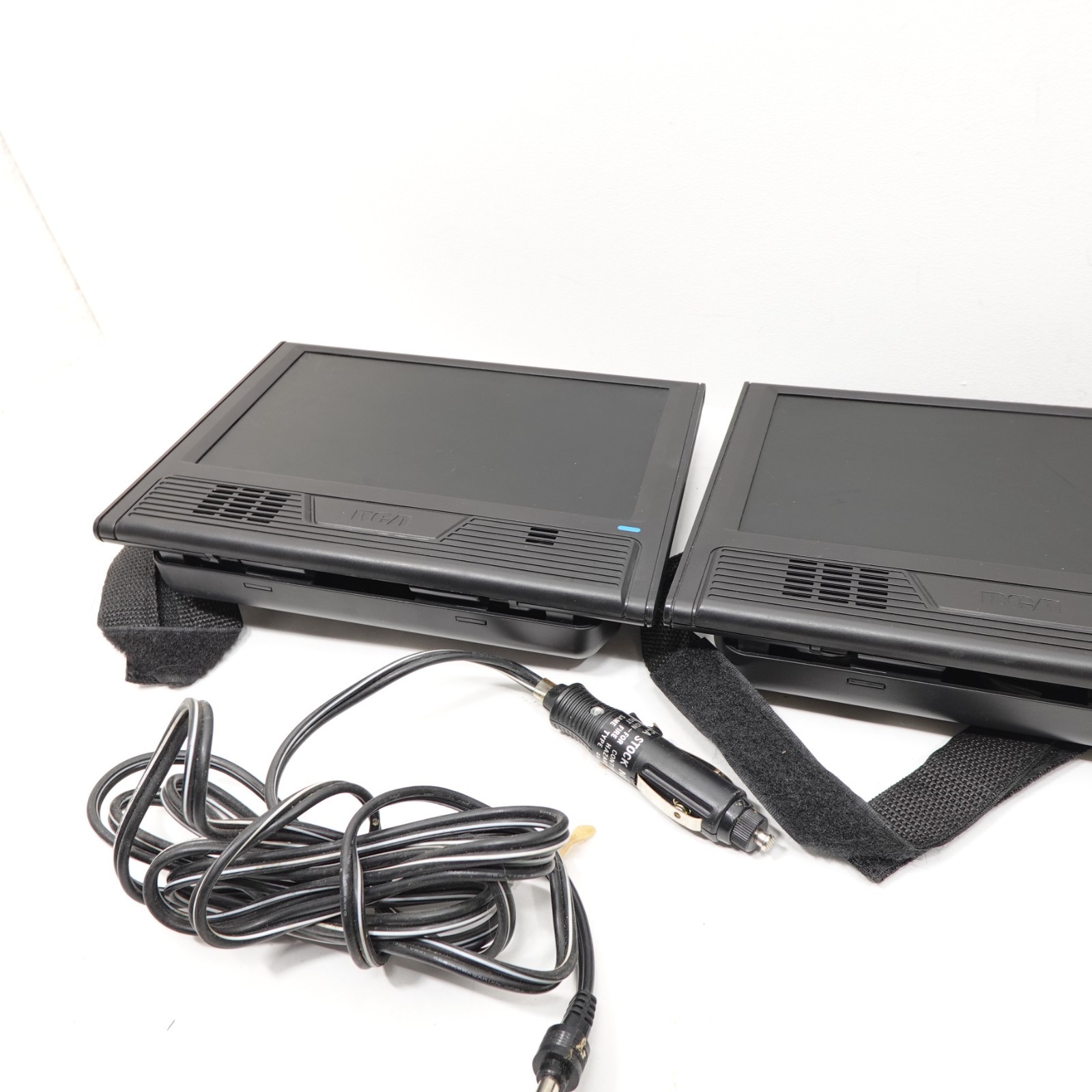 RCA 9" Twin Dual 2 Screens Mobile DVD Player for Car Headrest