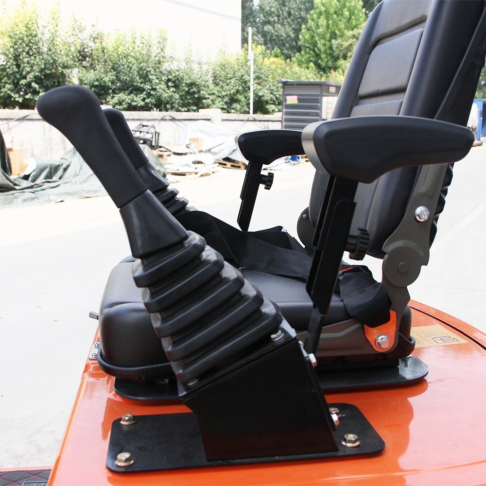 1 Ton Mini Excavator – Tracked with B&S Engine & Pilot Control System US spot