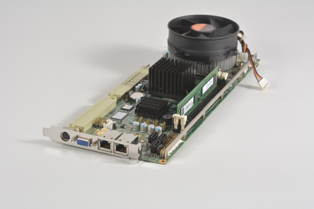 EVOC EPI-1816VL2NA Dual Network Interface Card Intel E5300 2G RAM