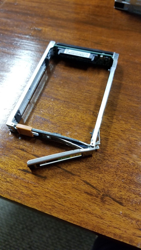 EMC 2.5" Disk Cady Sled