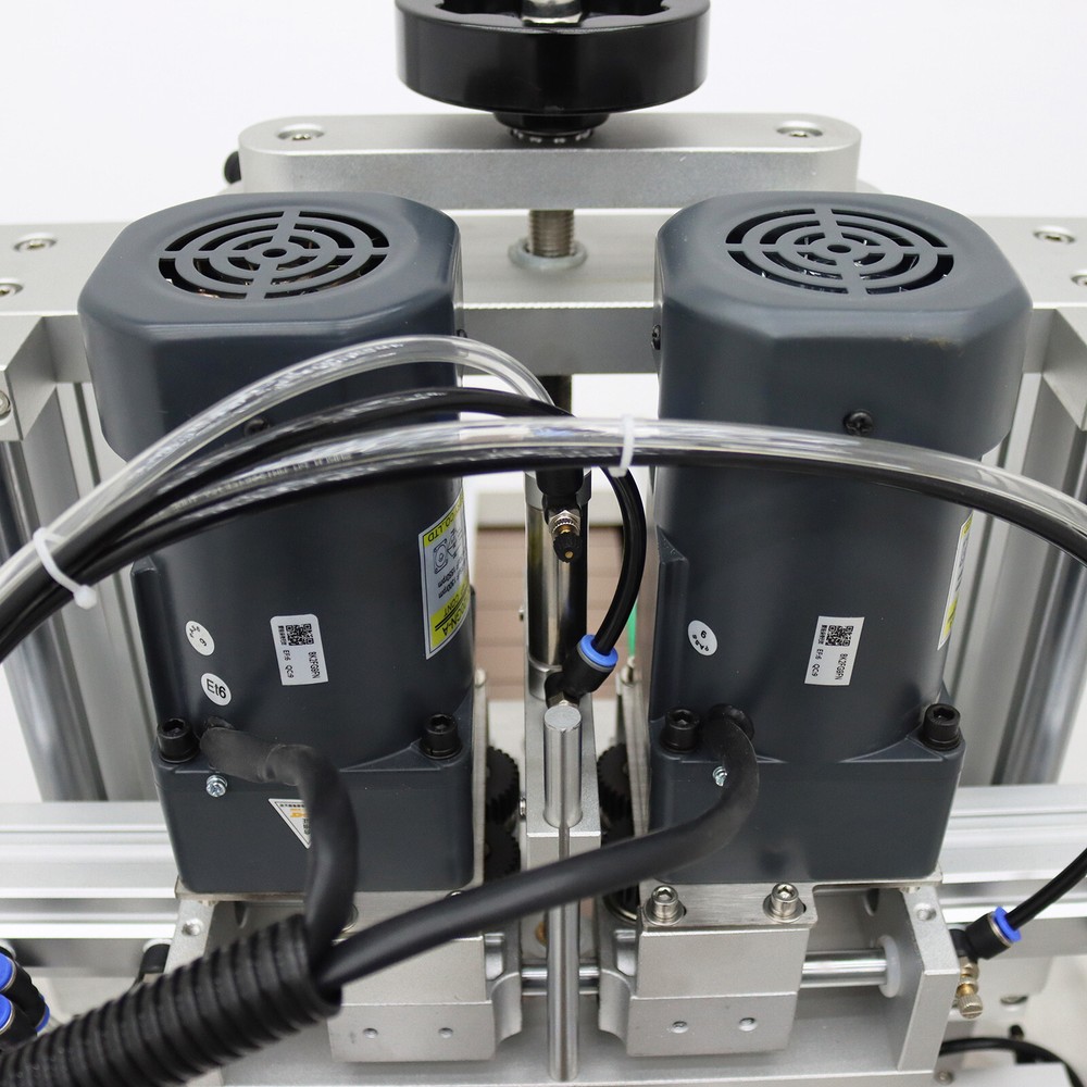 110V Automatic Desktop Chain Conveyor Table Capping Machine Φ2.63"-4" Bottle Cap