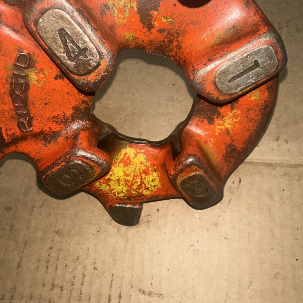 RIDGID UNIVERSAL DIE HEAD FOR 535 PIPE THREADING MACHINE 1/2" TO 2" #2