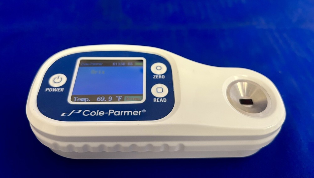 WORKING Cole-Parmer 81150-55 Digital Refractometer, 0 - 85% Brix