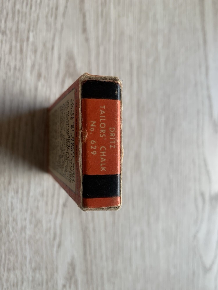 Dritz Tailor's Chalk Vintage Box Pre Owned