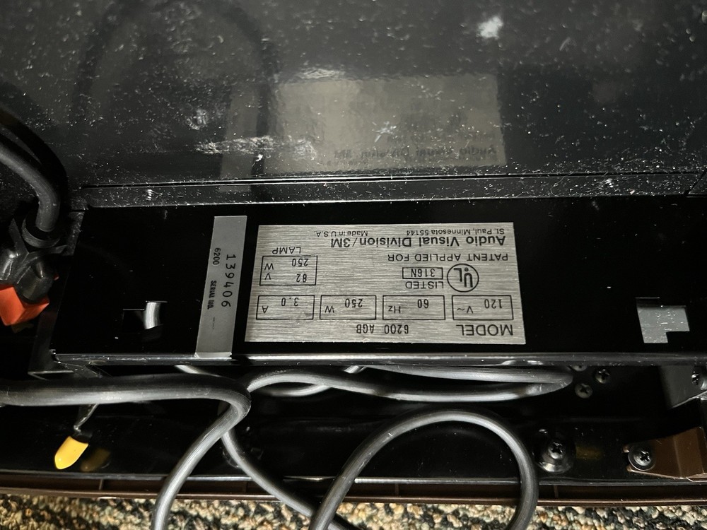 3M 6200AGB Folding Portable Overhead Transparency Projector Briefcase NM