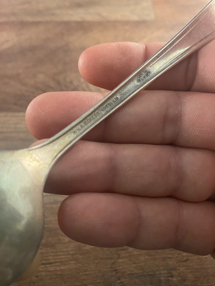 Wm A Rogers Oneida Teaspoon Silverplated Colchester Rockingham Pattern
