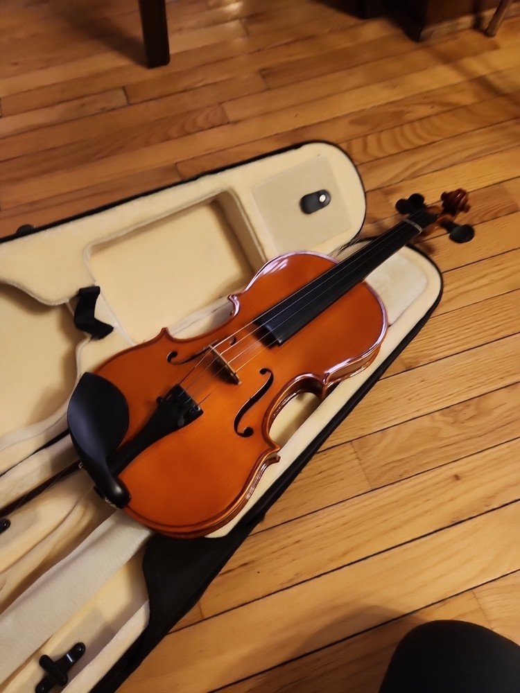 Used violin 