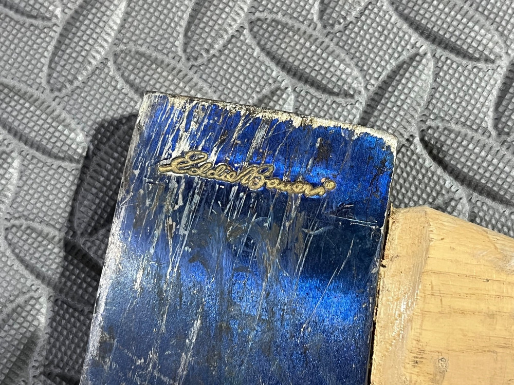 Eddi Bauer Hatchet Seattle USA (26959)