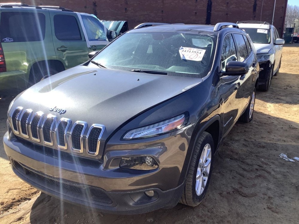 CHEROKEE 2016 Glove Box 4992949