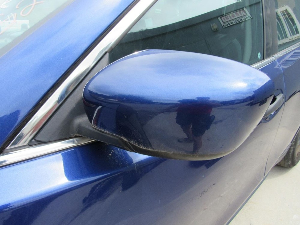 ROGUE 2018 Glove Box 1063559