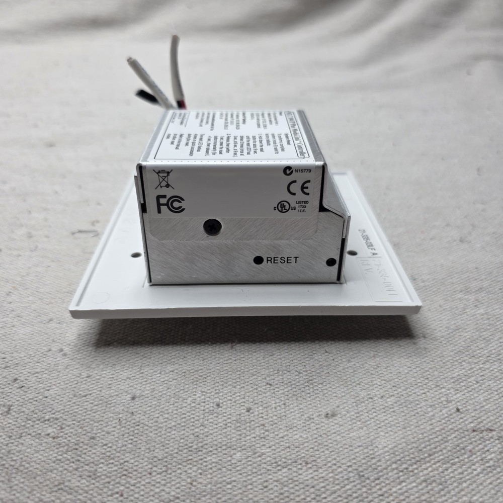 Extron Electronics MLC 104 IP Plus MediaLink Button Controller