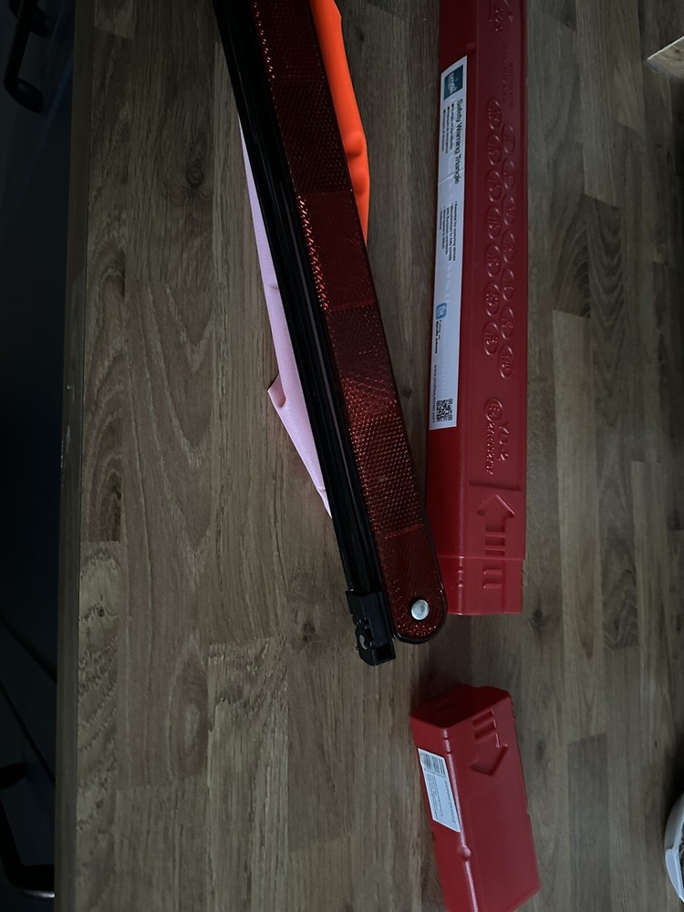 Large Warning Car Triangle Reflective Road Emergency Breakdown Safety Hazard