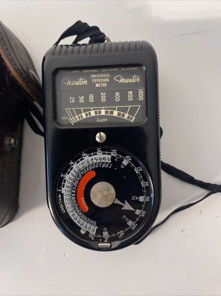 Weston Master Universal Exposure Light Meter Model 715 Emulsion Speeds