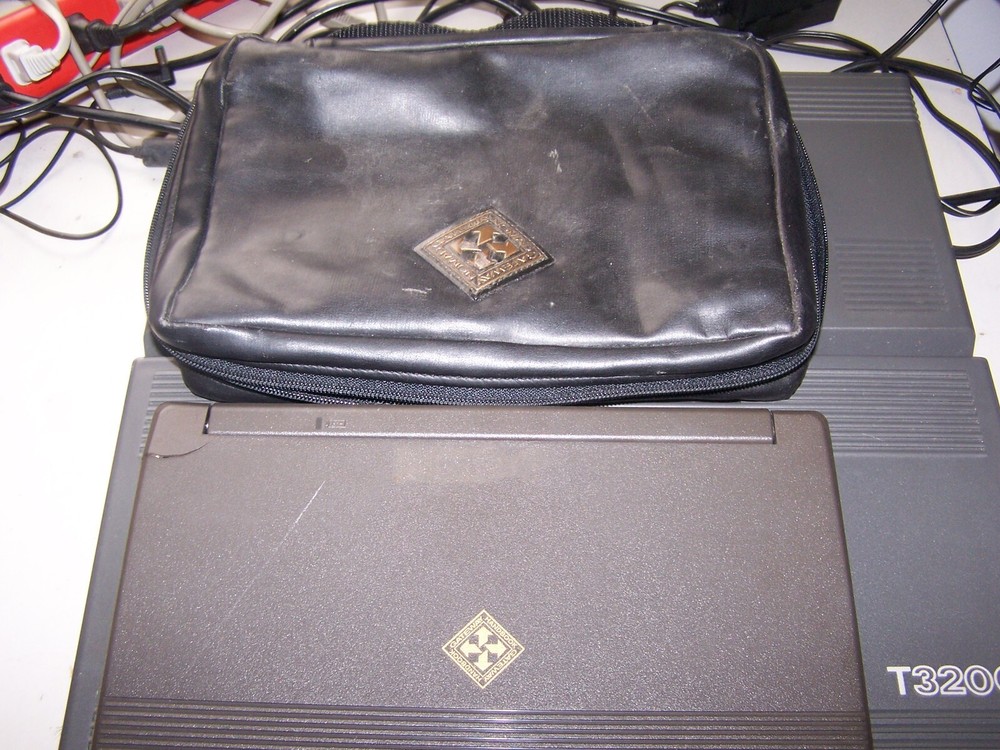 Gateway 2000 Handbook Laptop Computer SOLD AS IS