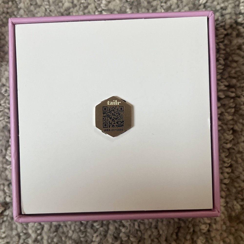 TAILR Classic Pet Tags Lost And Found With QR Code Size Small