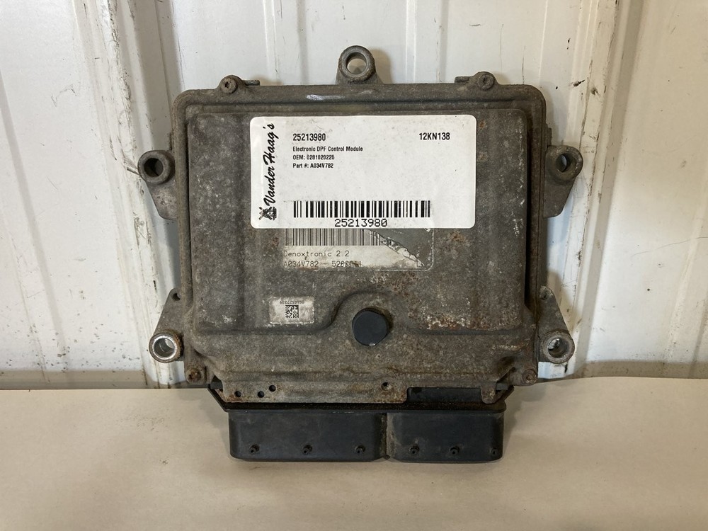 Kenworth T660 Electronic DPF Control Module - Used | P/N A034V782