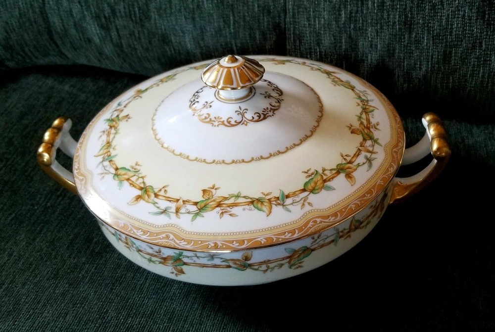 NORITAKE MORIMURA *OLYMPIA* COVERED CASSEROLE