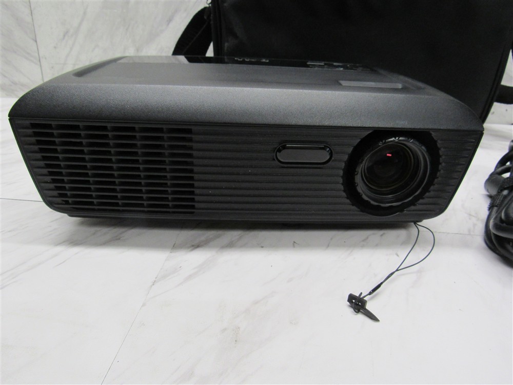 Dell 1210S Projector 471 Hours on Lamp Tested & Working - Includes Bag!