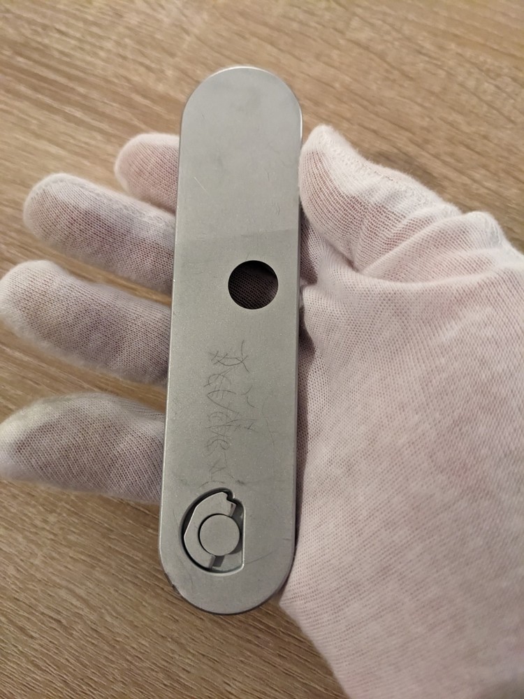 Leica Base Plate for M10, Silver Chrome