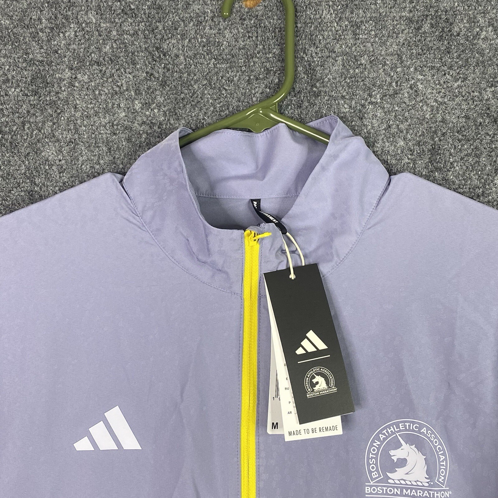 Adidas 2023 Boston Marathon Celebration Jacket Mens Medium Running HY0263 - New