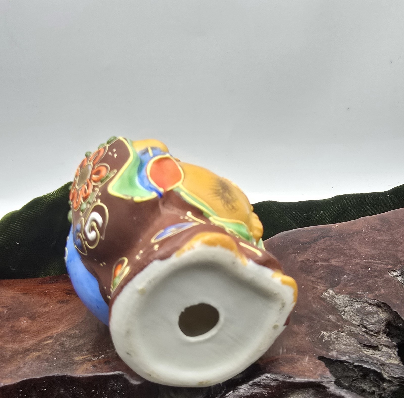 Vintage Kutani Moriage Japanese Hotei Laughing Buddah 3.5x2 Asian Figurine