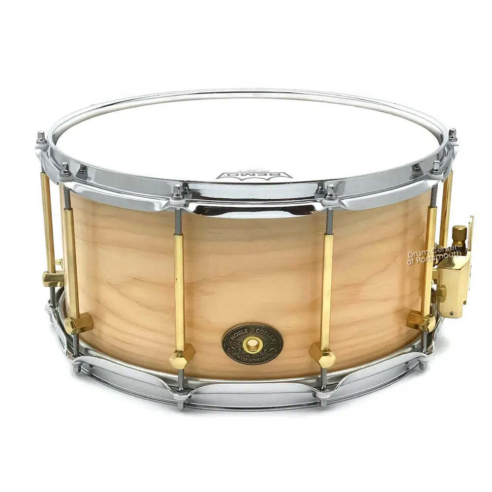 Noble & Cooley Solid Shell Classic Limited Edition Pine Snare Drum 14x7