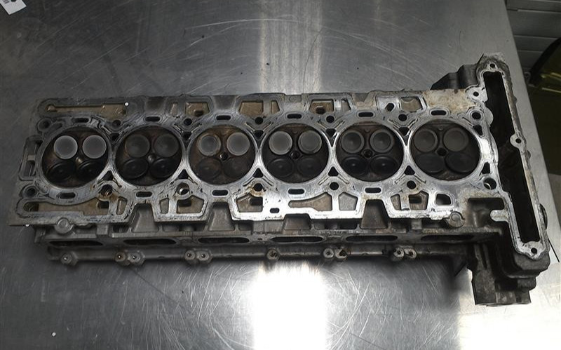 2006-2007 Chevy TrailBlazer Cylinder Head 4.2L Assembly OEM