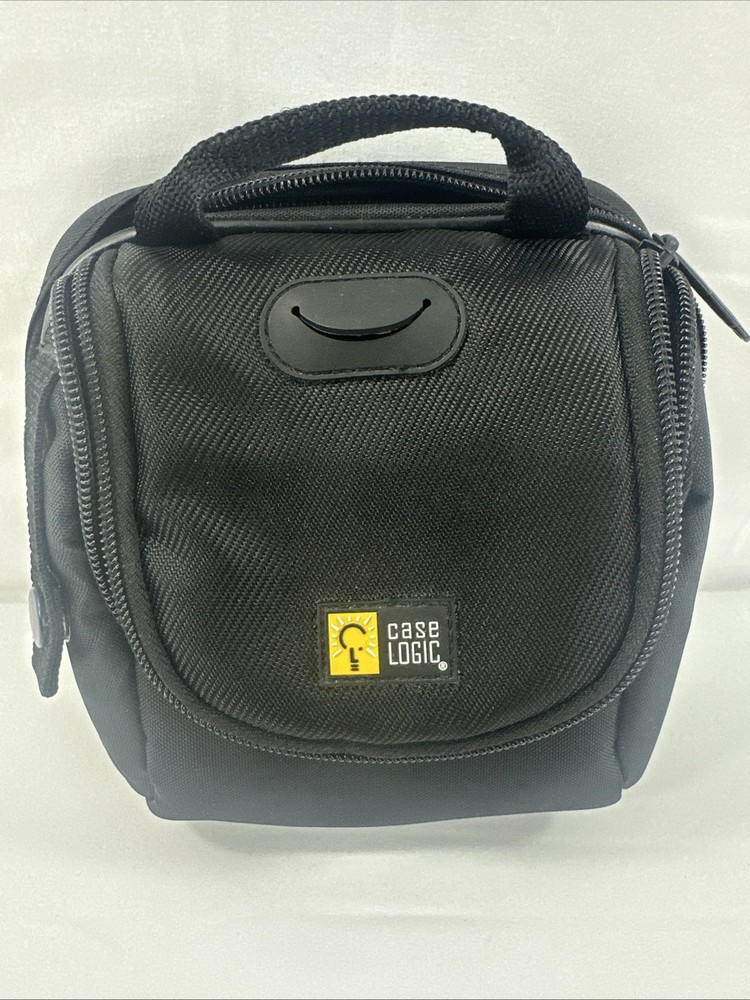 Case Logic CD Case 24 Capacity Black Nylon Carrying Case w/Handle EUC