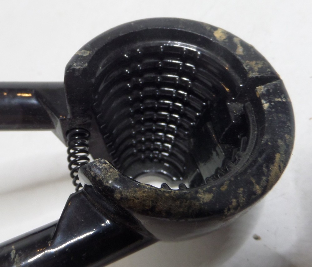 Nut cracker vintage