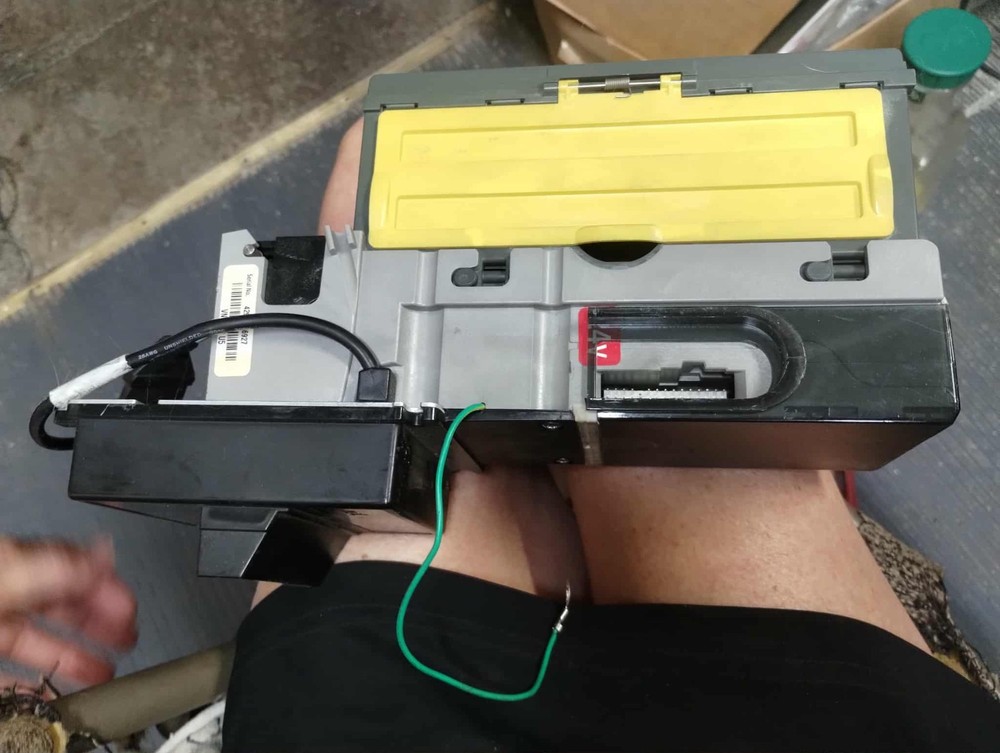 MEI VN 2702 U5I Bill Validator for Vending Machine