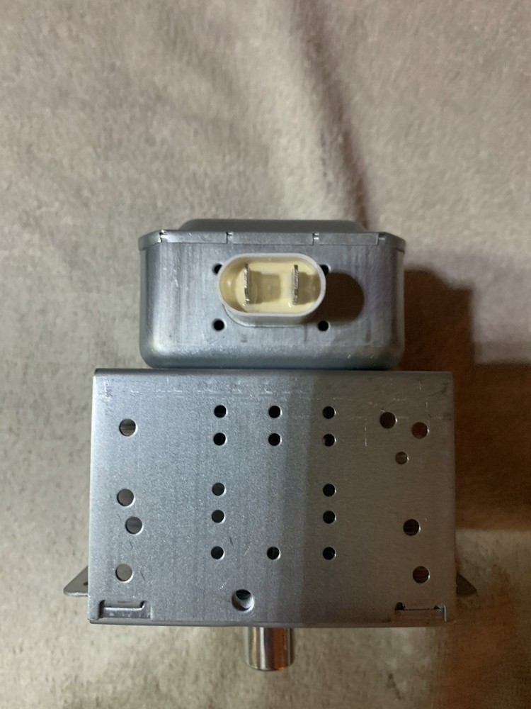 1PCS M24FB-610A Microwave Microwave Magnetron