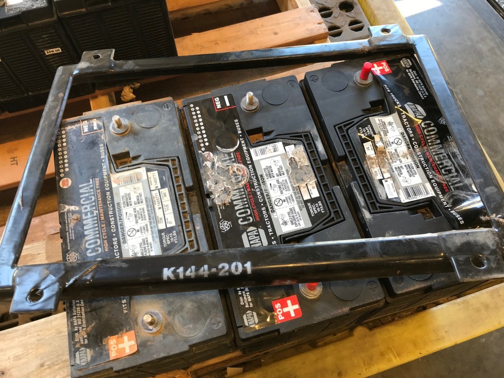 Battery hold down bar k144-201