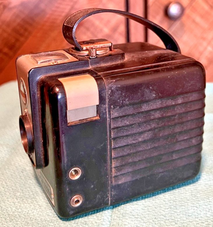 Brownie Hawkeye Camera Flash Model Kodak Untested as Is
