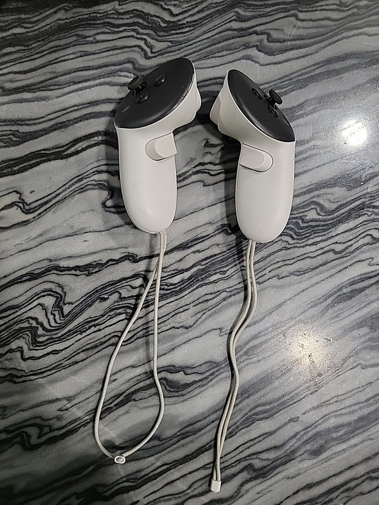 Meta Oculus Quest 3/3S VR OEM Left & Right Controllers Pair ONLY