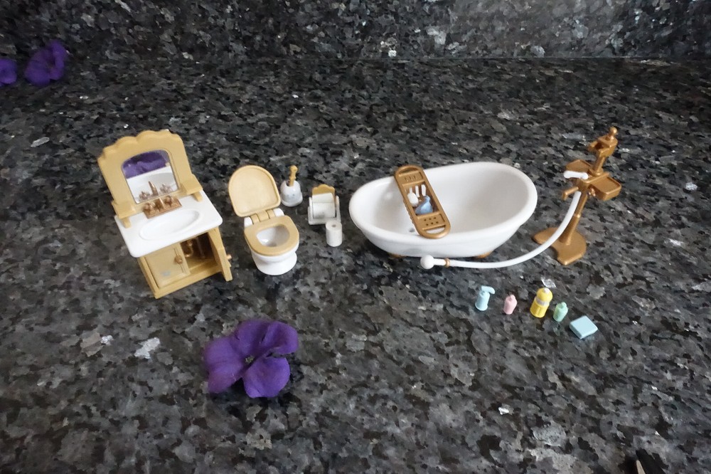 Calico Critters bathroom set