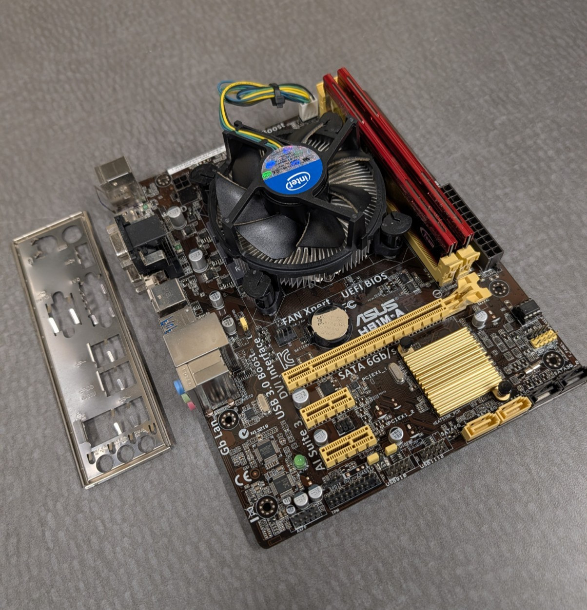 ** 3.4 GHz Intel i5-4670 CPU + ASUS H81M-A Motherboard + 16GB RAM