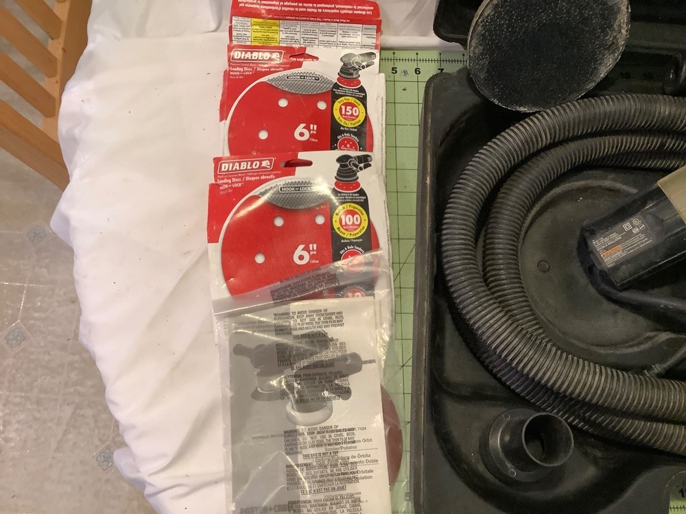 Porter Cable #7336 Variable Random 6 Speed 3.4 Amp Orbital Buffer/Sander/Vac Set