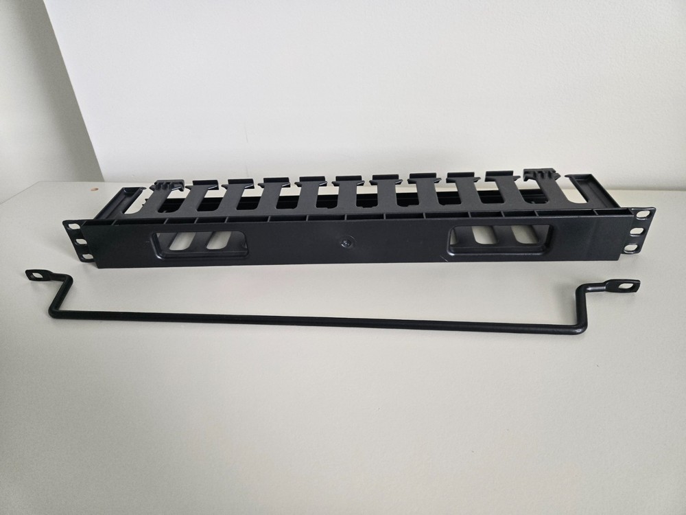 1U Patch Cable Management Panel w/ Power Cable Bar Rack Mount Open Box