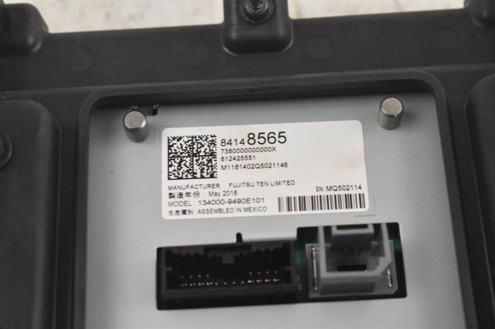 2018 GMC Terrain Used Display Screen - No Anti-Theft Code, Reprogram Required