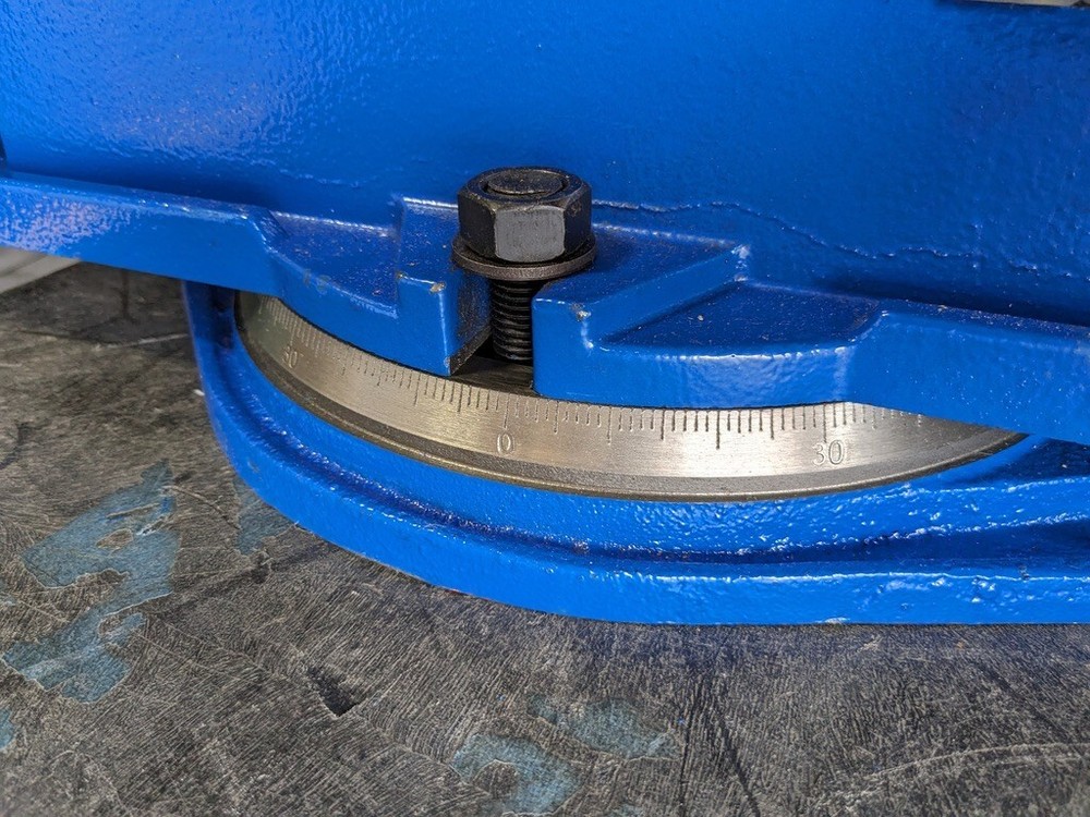 Unbranded Machine Vise: 6″ Jaw Width Horizontal Swivel Base