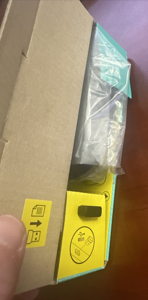 Wireless Keyboard and Mouse Combo Logitech MK270 Open Box