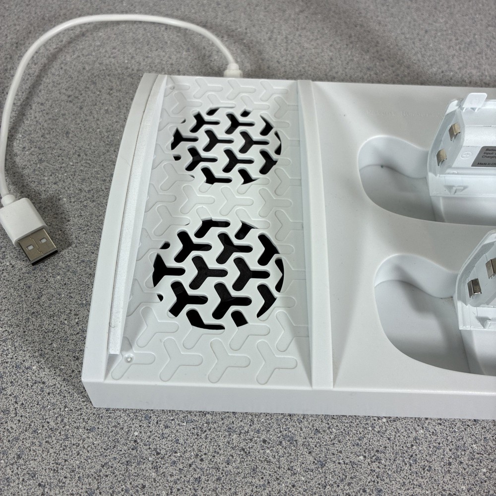 Xbox Series S Vertical Cooling Stand Controller Rechargeable Pack Robot White