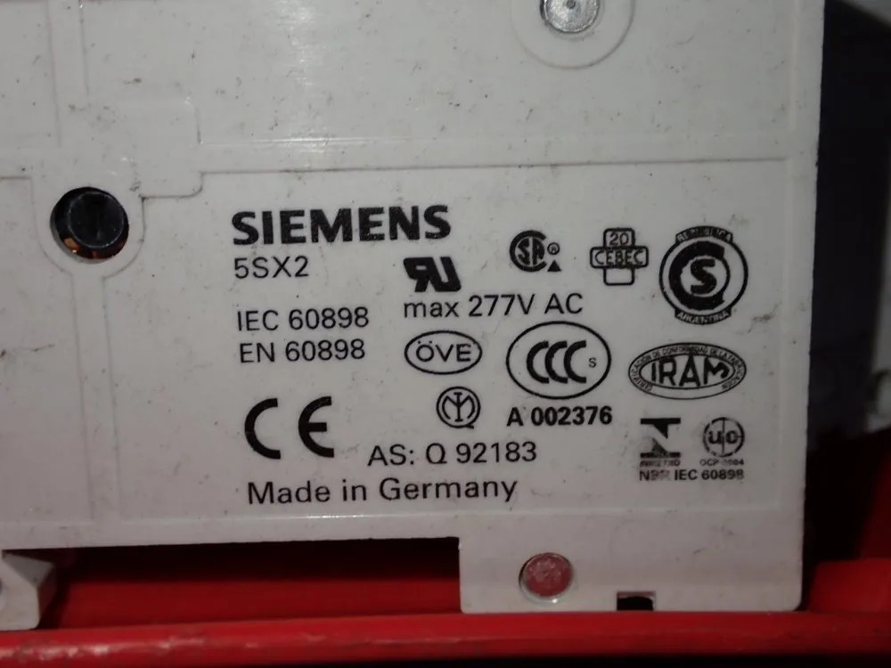 ELECTRICAL COMPONENTS 10251700801